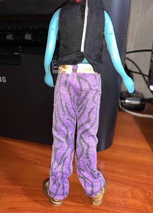Кукла monster high хольт 8