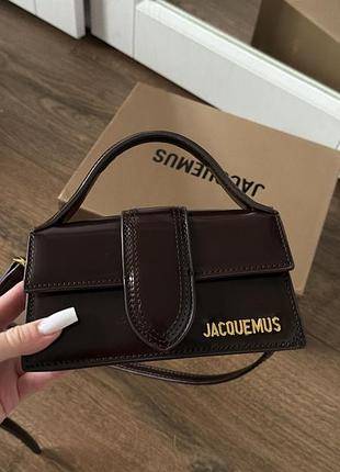 Сумка jacquemus le chiquito mini коричнева лакова