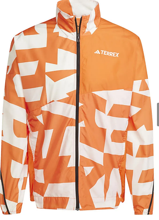 Ветровка adidas terrex multi printed wind jacket, размер м, мужской.