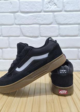 Кроссовки vans