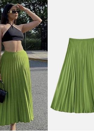 Жіноча міді спідниця zara плісе зеленого кольору
