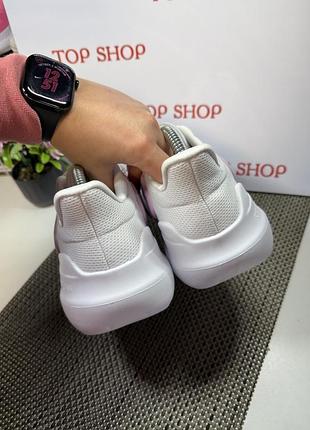 Оригинальные кроссовки adidas новые 7