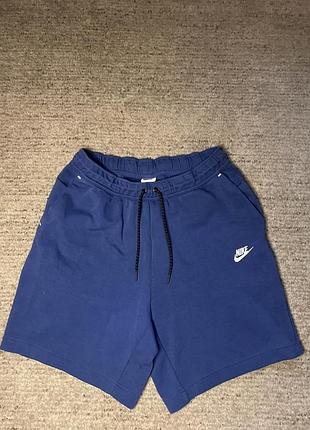 Спортивні шорти nike tech fleese l
