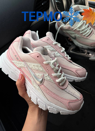Жіночі термо кросівки nike initiator pink white gore tex термо