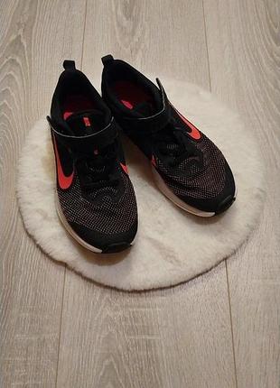 Кросівки nike