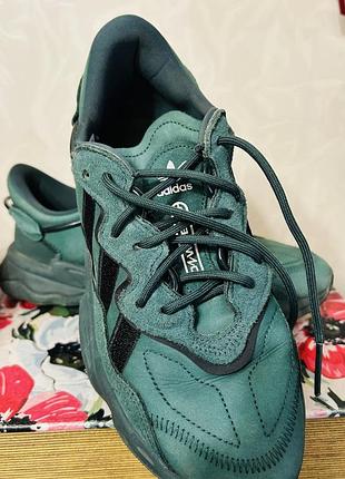 Кросівки жіночі adidas ozweego зелені