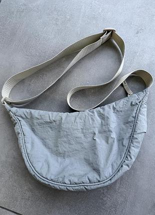 Сумка uniqlo round mini shoulder bag 3