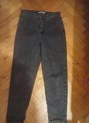 Продам оригінальні жіночі джинси levi strauss & co. у фасоні high waisted mom jean.