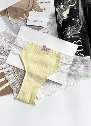 Чарівні легенькі трусики від бренду intimissimi  оригінал