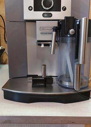 Delonghi perfecta cappuccino esam 5500.