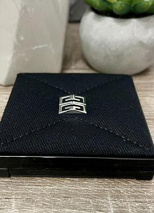 Дзеркало кишенькове , двостороннє від givenchy 🖤 2