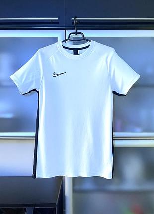 Nike оригінал чоловіча футболка