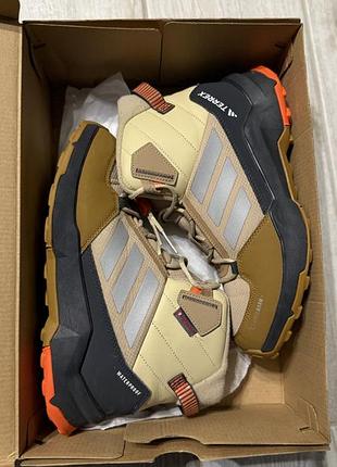 Черевики чоловічі adidas terrex водонепроникні бежеві з помаранчевим