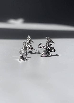 Серьги pandora изогнутые драконы Игра престолов / посеребренные серьги пандора драконы / серьги pandora «game of thrones curved dragon» (измельчение)