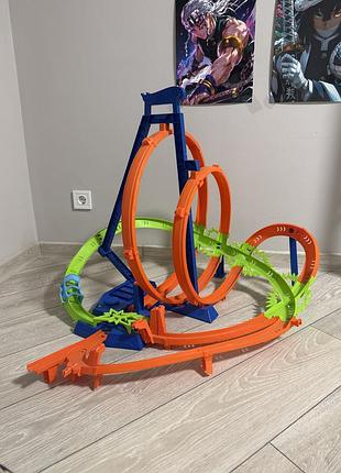 Автомобільний трек для хлопчика hot wheels гігантська петля шалені зіткнення