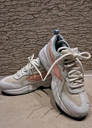 Кросівки жіночі puma білі з рожевим