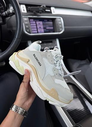 Жіночі кросівки   triple s