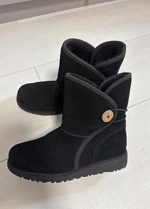 Оригінальні чорні уггі угі уги ugg для дівчинки розмір 33 устілка 22 см