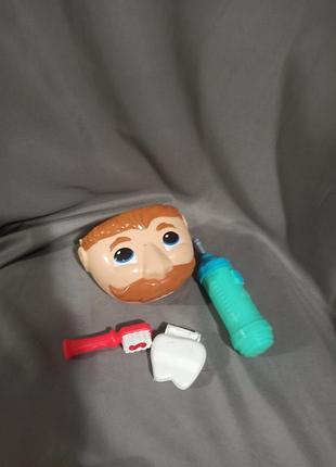 Набір для творчості стоматолог «містер зубастик» від play-doh, свердло працює