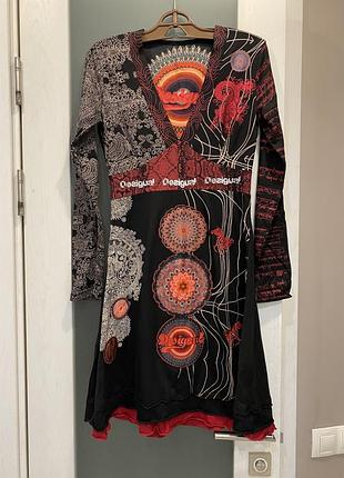 Красивое, оригинальное платье desigual
