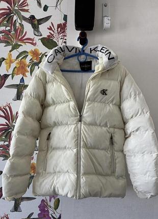 Жіночий пуховик calvin klein jeans білий