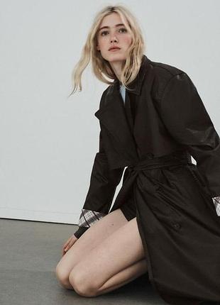 Новый длинный вощёный тренч zara коричневый размер xs 34 s 36 трендовый шоколадный осенний плащ