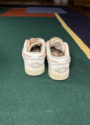 Женские кроссовки nike air force 3