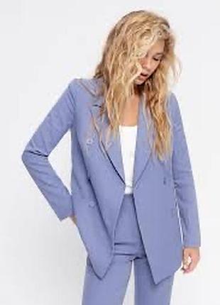 Брючний костюм жіночий vero moda premium блакитний розмір 38