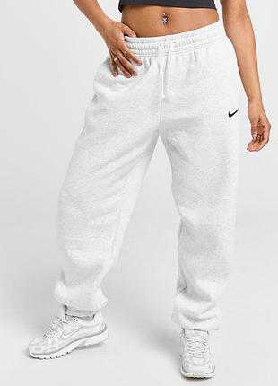 Жіночі утеплені спортивні штани nike
