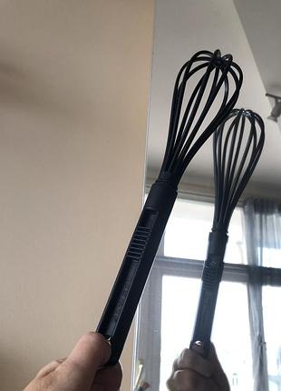 Венчик кухонный для взбивания: tefal, (франция)! безопасный полипропилен! никогда не заржавеет! большой (28,5 см; .удобный!дарю к покупке 2 лотов!!