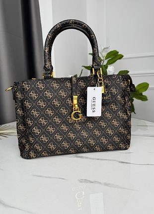 Сумка женская коричневая guess james medium с ремнем