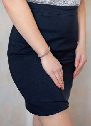 Классическая юбка-карандаш тёмно синего цвета f&f3 фото