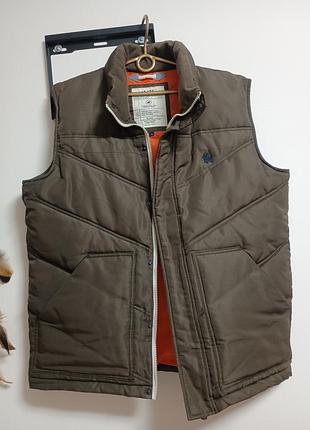 Теплая жилетка безрукавка john and jones xl/xxl размер