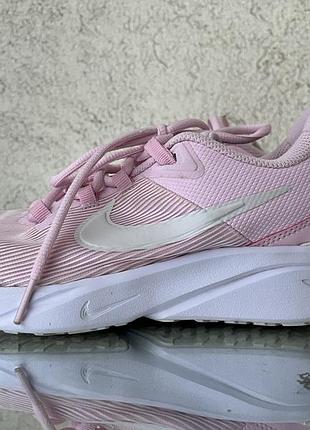 Кросівки жіночі nike рожеві