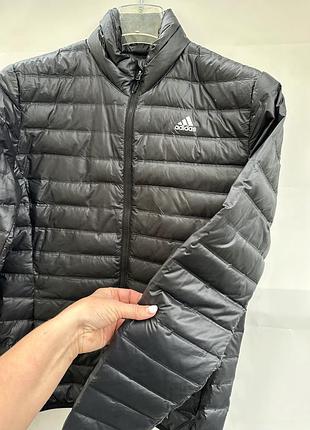 Оригінальний легкий пуховик adidas 4