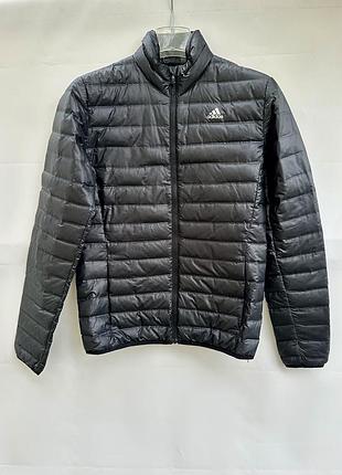 Оригінальний легкий пуховик adidas
