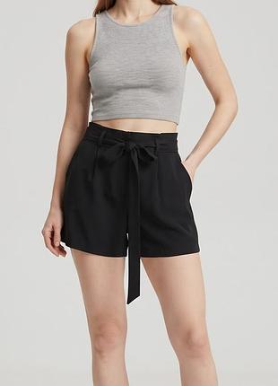 Чорні класичні шорти h&m з високою посадкою та поясом (eur 32 / xxs-xs)