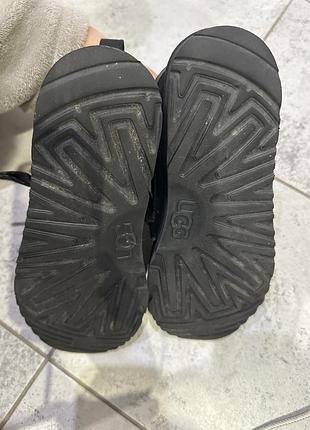 Уггі жіночі ugg чорні 5