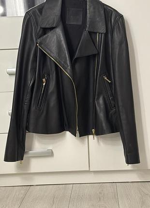 Куртка жіноча шкіряна massimo dutti косуха чорна