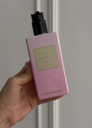Крем для тіла victoria’s secret bombshell bouquet парфумований лосьйон для жінок, 250 мл