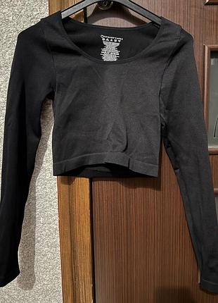 Жіночий чорний укорочений лонгслів в рубчик primark