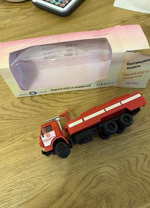 Моделька для хлопчика камаз-53213, червона, масштаб 1:43