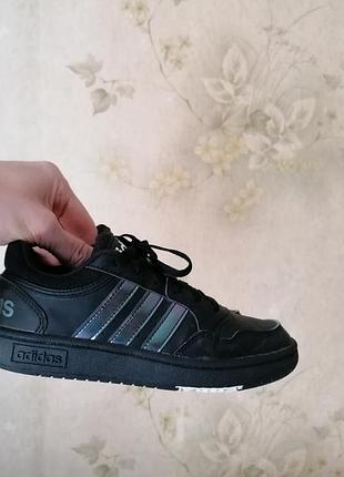 Adidas hoops 3.0 k (артикул gz9671) на стопу 21,5 см