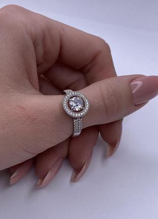 Серебряное кольцо 925 пробы с фианитами, белый цвет вставки, размер 17 22, 22