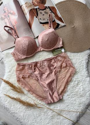 Розкішний комплект білизни з push-up від intimissimi