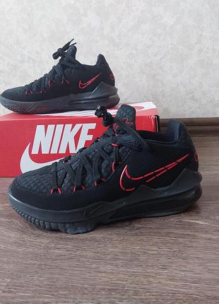 Кросівки чоловічі nike lebron 17 low ep bred black university-red dark-grey