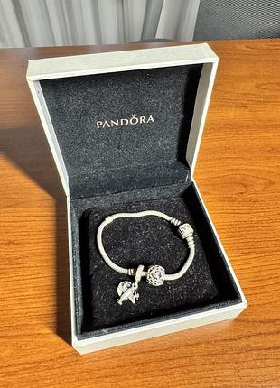 Браслет для жінок pandora moments зі срібла 925 проби з 2 шармами