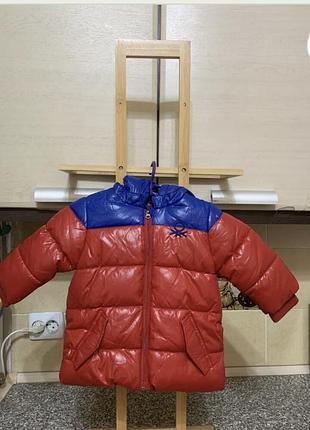 Benetton зимняя брендовая куртка 6-9 месяцев baby состояние новой!!!
