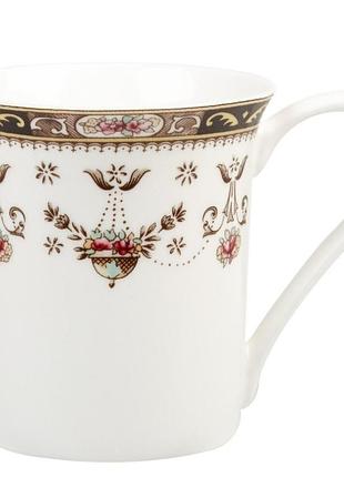 Чашка из костянлаго фарфора от британского бренда queens.