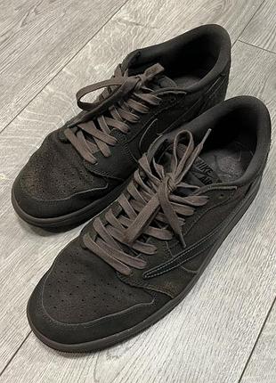 Кросівки чоловічі nike air jordan 1 low travis scott velvet brown, коричневі, 45 розмір